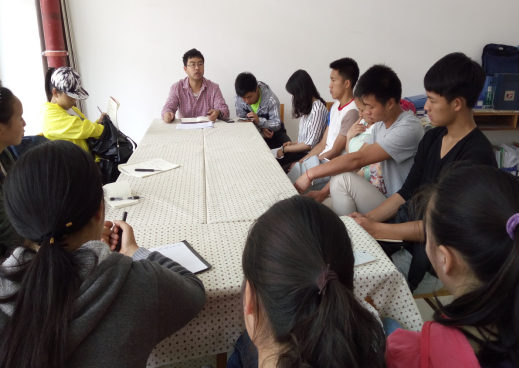蔡老师在例会的精心讲解